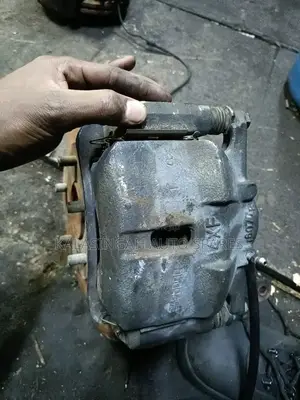 Brake Caliper Nissan X-Trail Nt32