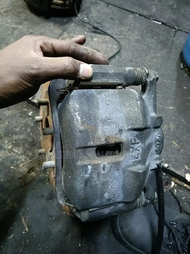 Brake Caliper Nissan X-Trail Nt32