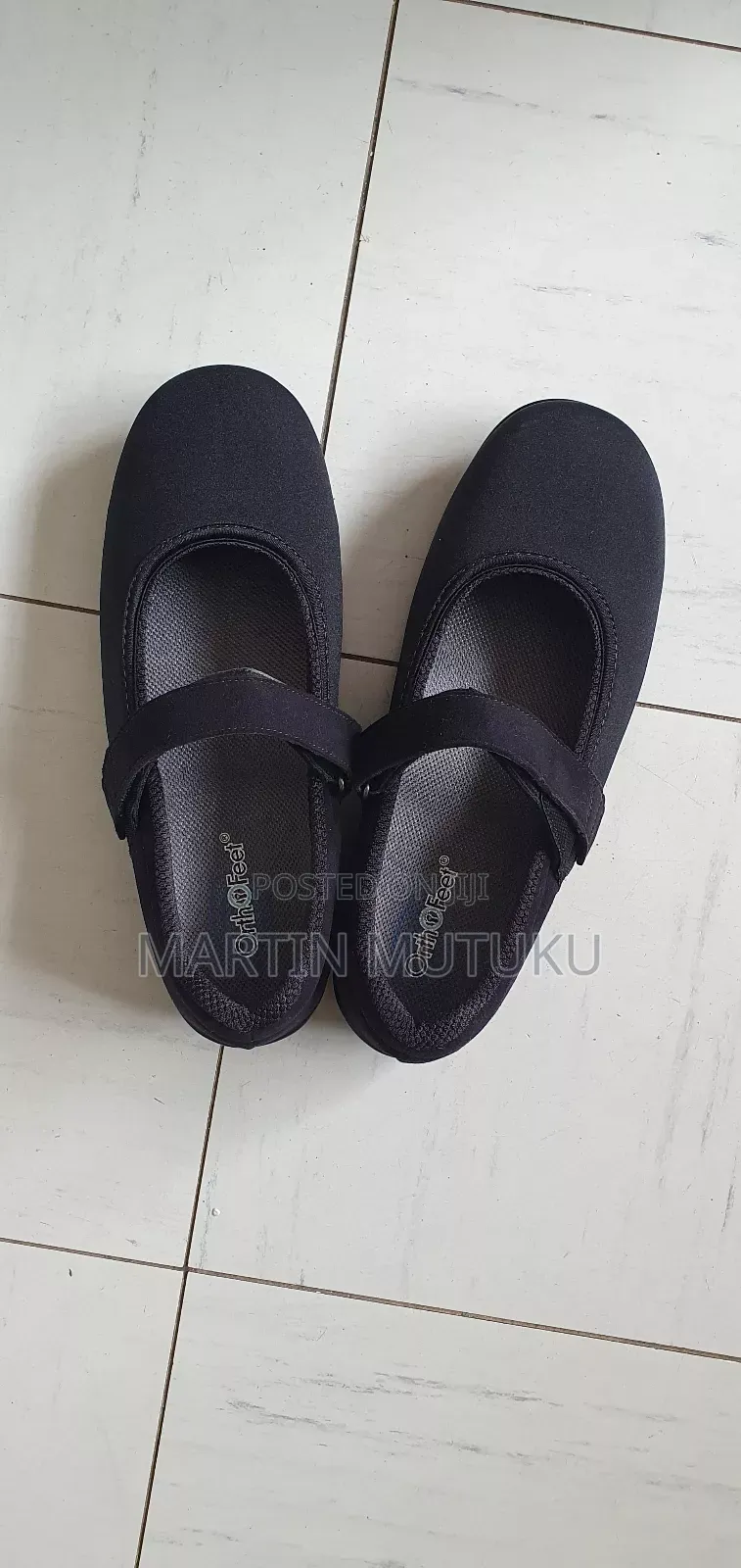Orthofeet Women's Wide Shoe