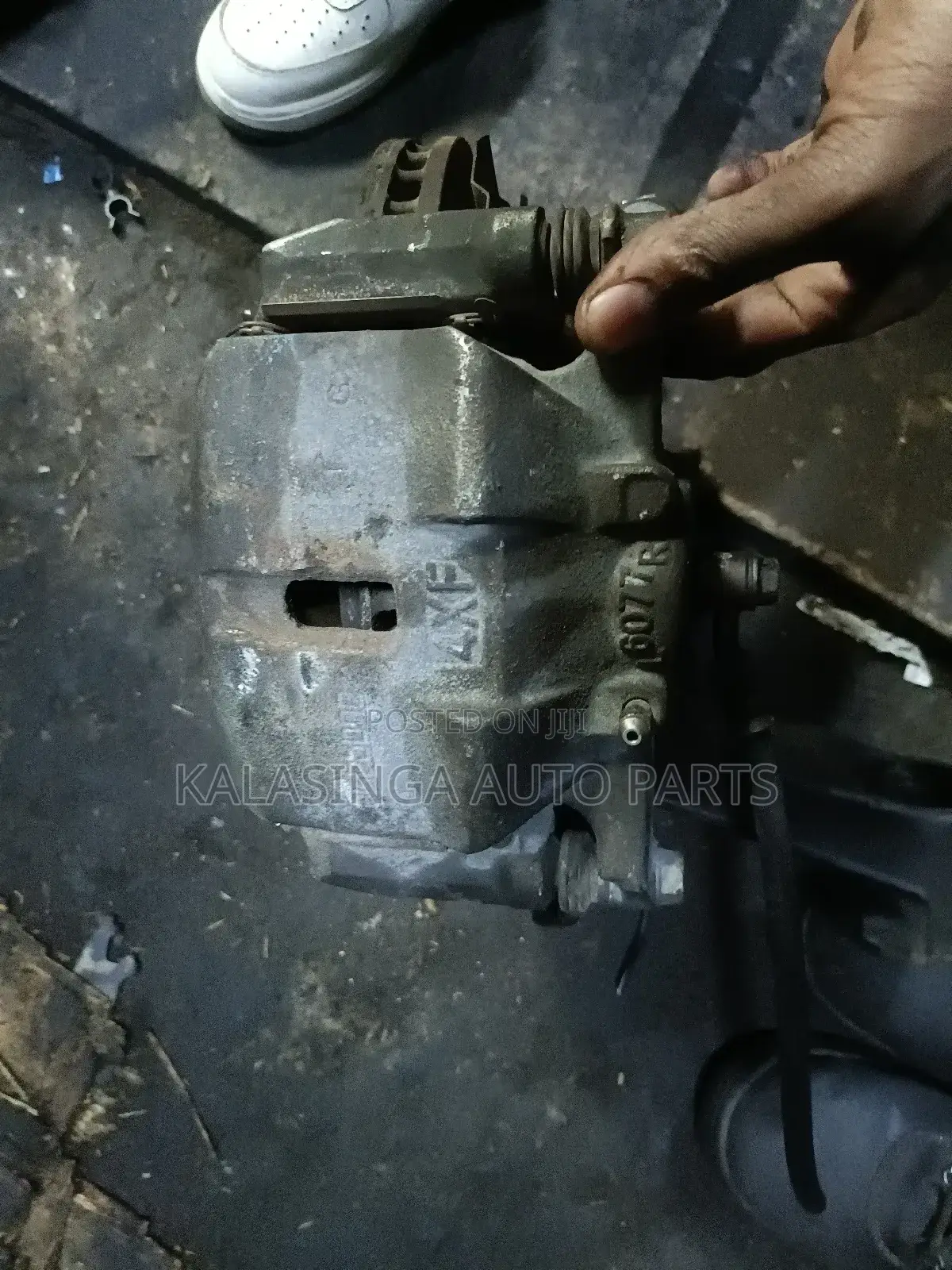 Brake Caliper Nissan X-Trail Nt32