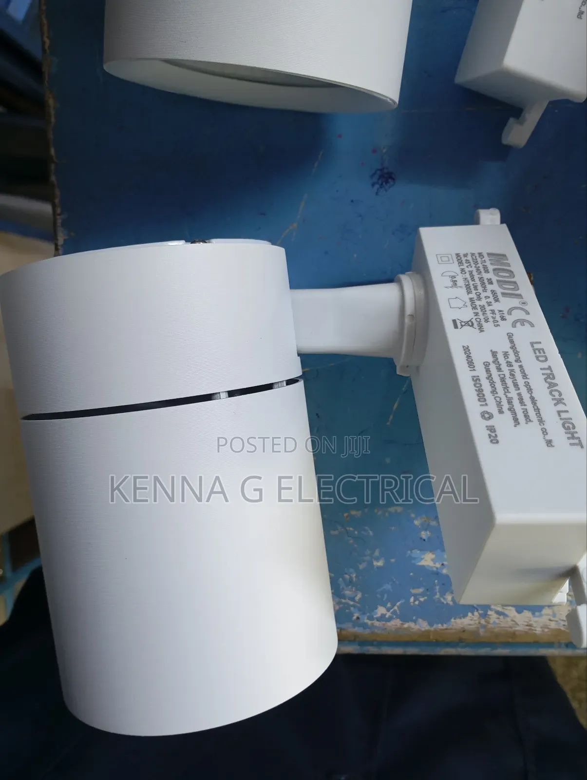 30W LED Track Light, Round, White