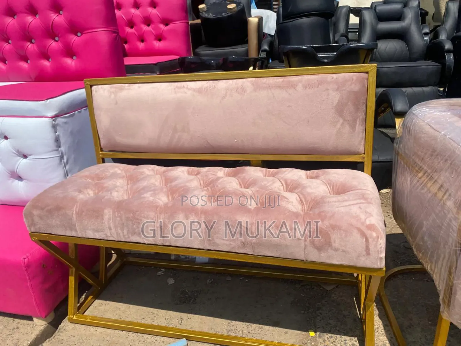 Manicure Waiting Chair