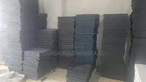 20mm and 15mm Rubber Surface Tiles Available