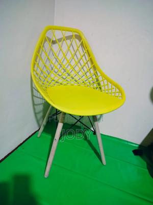 Classic Curve Eames Chair - thumbnail 2