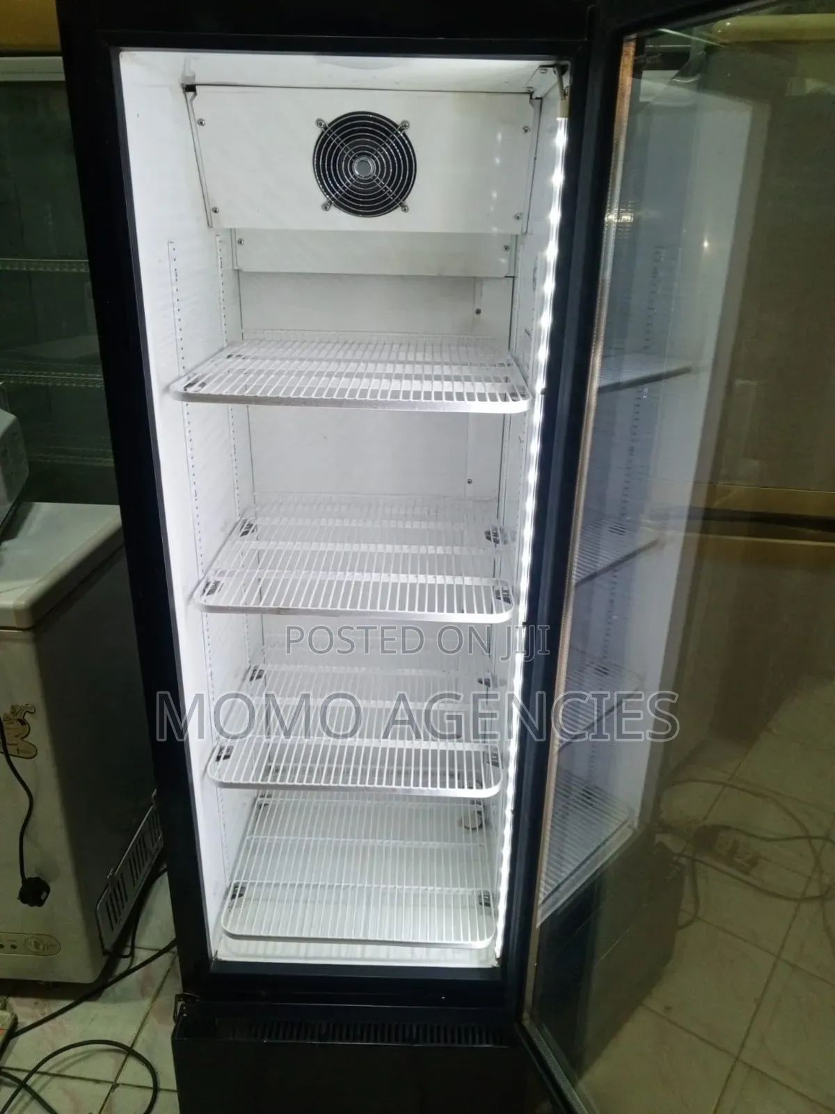 Clean 400L Display Fridge for Sale