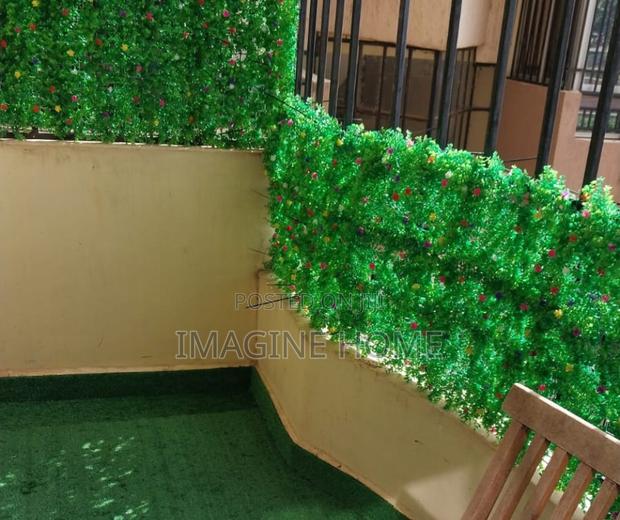 Balcony Decoration Green Wall Panels/Hedges - main view