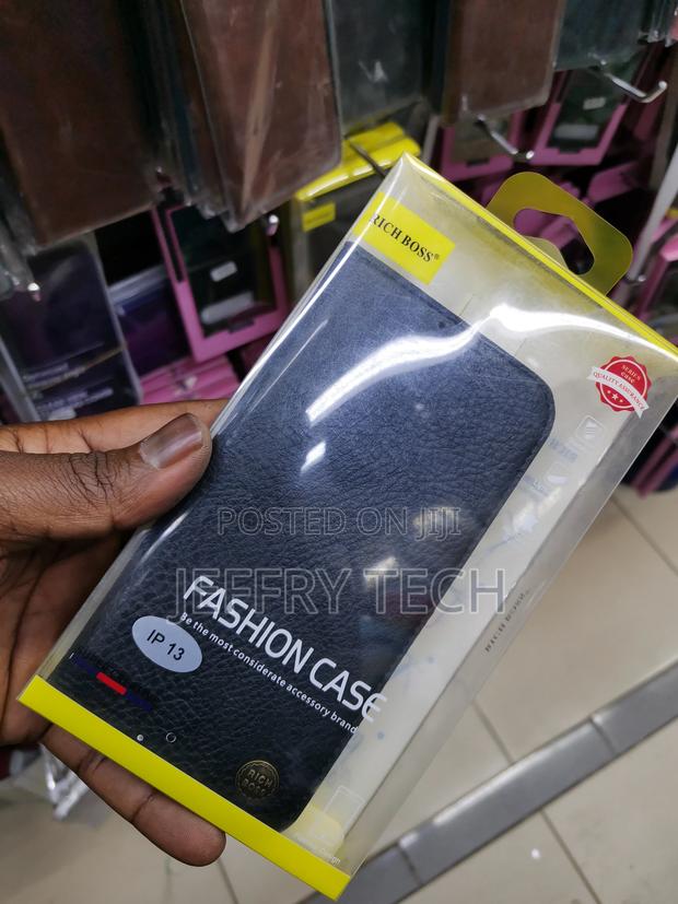 Universal Richboss Leather Flip Case for iPhone 13 -Black - thumbnail 3