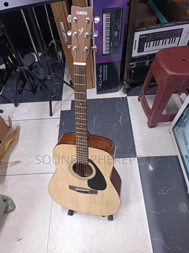 Yamaha F310 Accoustic Size 40 - main view