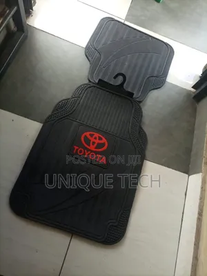 Universal Fit Toyota Floor Mats for Precision Coverage