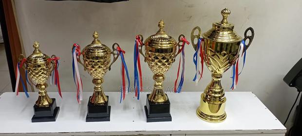 Magnificent Golden Trophy - 42cm - thumbnail 2