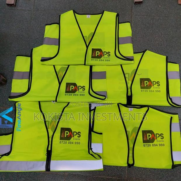 Lime Green Zipped Reflectors - thumbnail 2