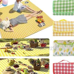Picnic Mat Thickened Waterproof - thumbnail 2
