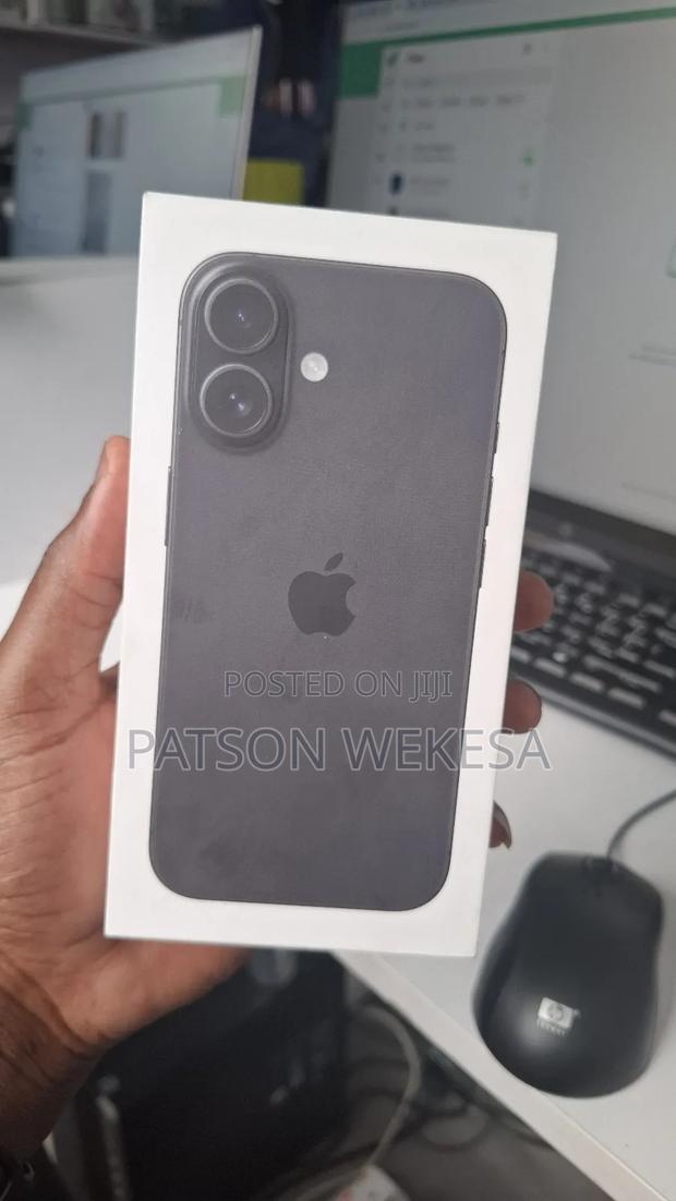 New Apple iPhone 16 256 GB Black - main view