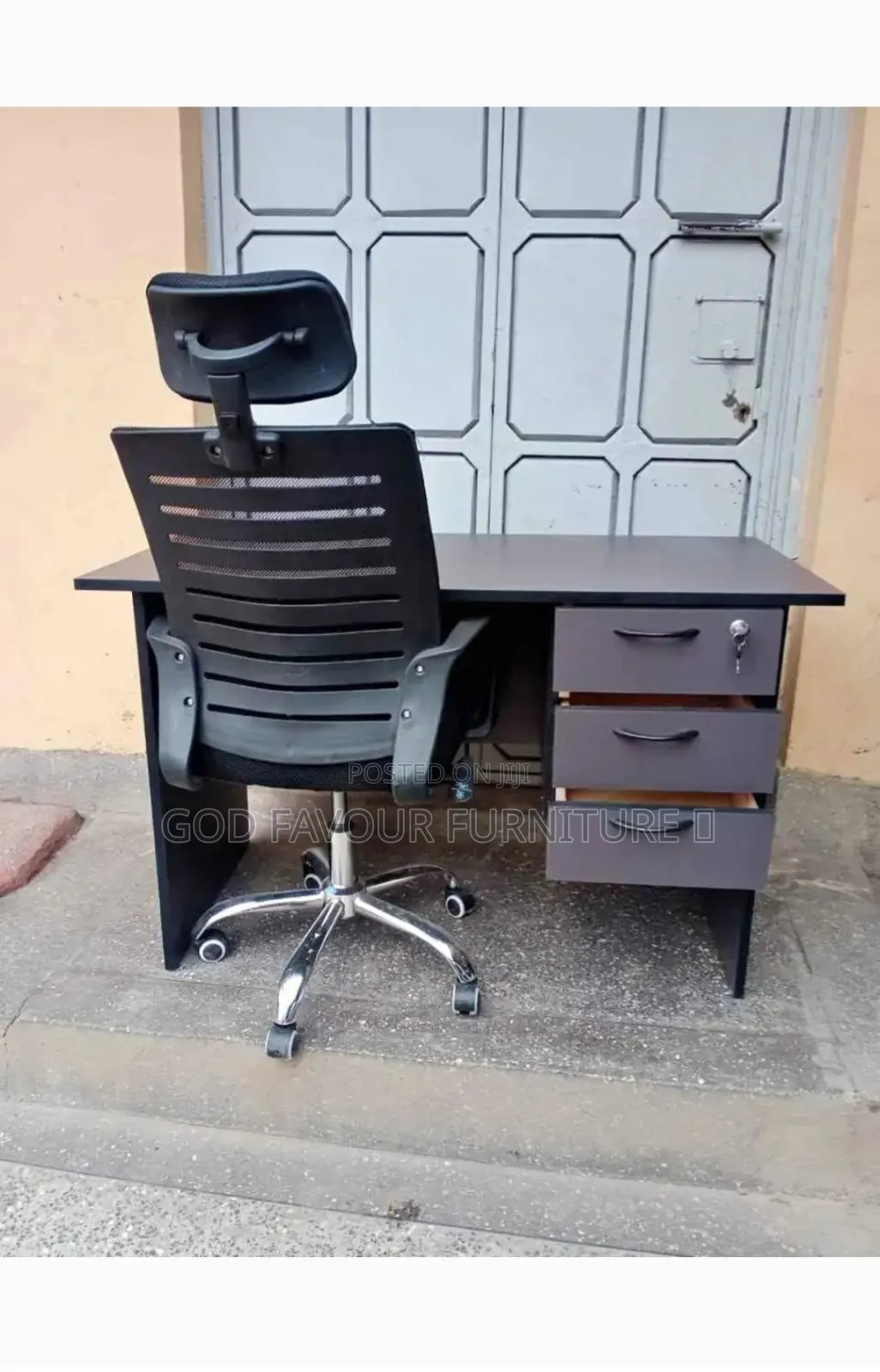 Office Desk Study Table and Chairs