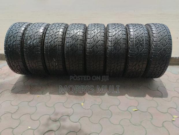 265/65r17 Bridgestone - thumbnail 3