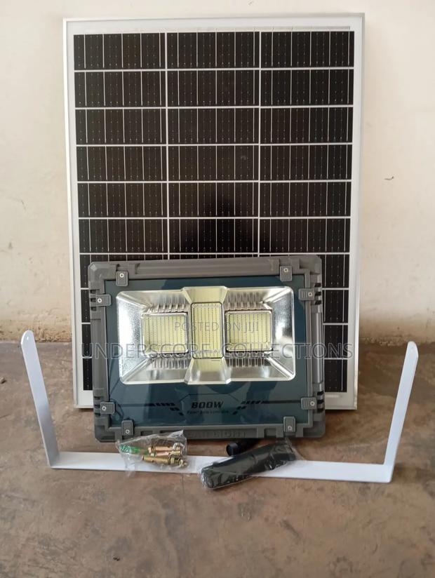 Superbright 800w Solar Floodlight Ideal 4 Projects - main view
