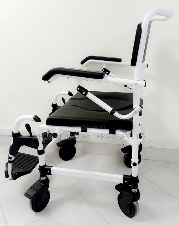 Commode Wheelchair - thumbnail 2