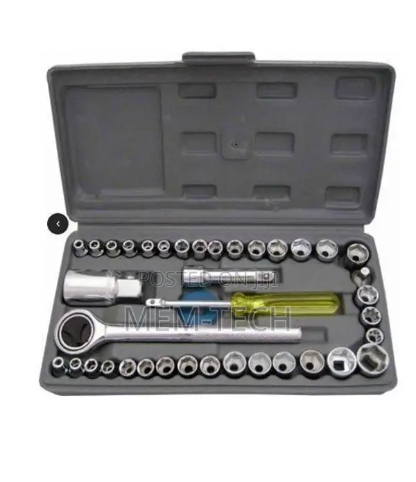 Aiwa 40 PCS Ratchet Socket Spanner Set
