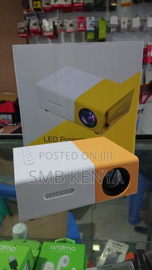 Mini Led Projector Yg300 - main view