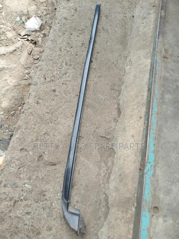 Toyota Noah Old Model Wind Screen Molding