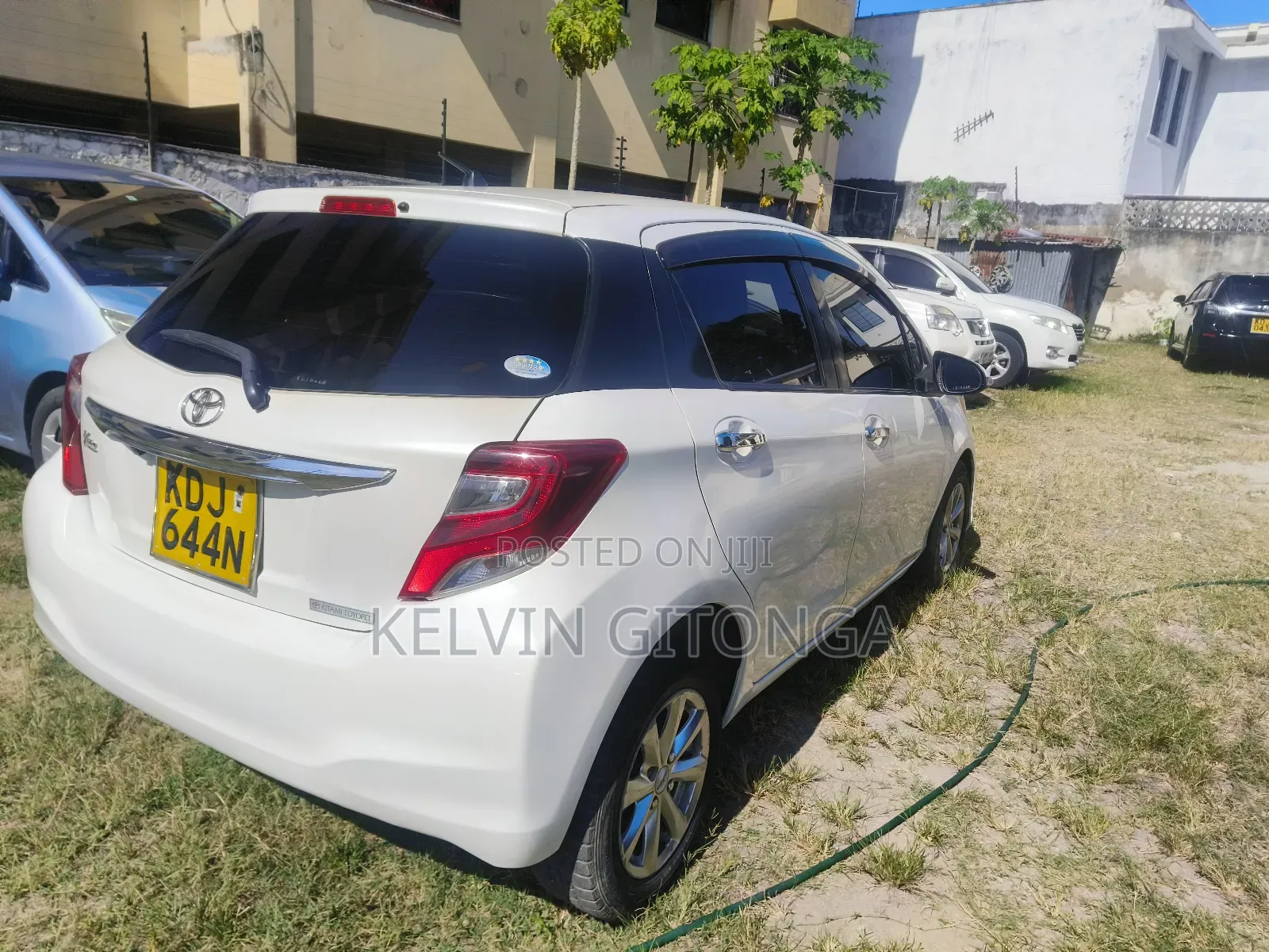Toyota Vitz 2014 White