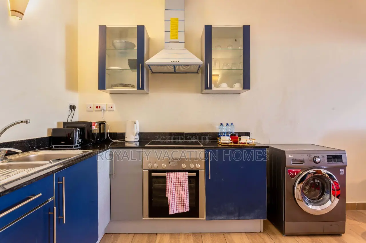 Beachfront Getaway Studio Apartment in Diani