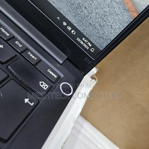 Laptop Lenovo ThinkPad E14 G5 16GB Intel Core I5 SSD 512GB - thumbnail 4