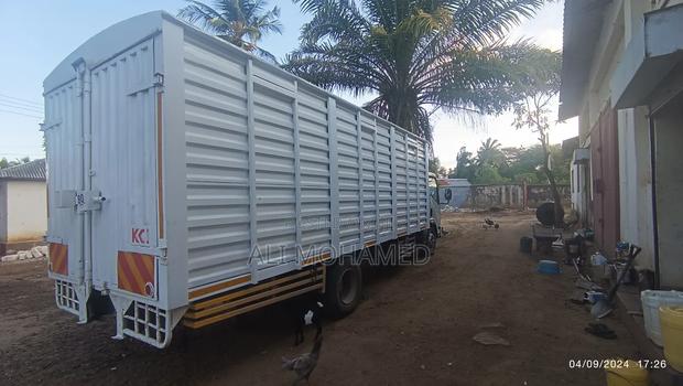 Isuzu Nqr81 Extra Long Chasis - thumbnail 4