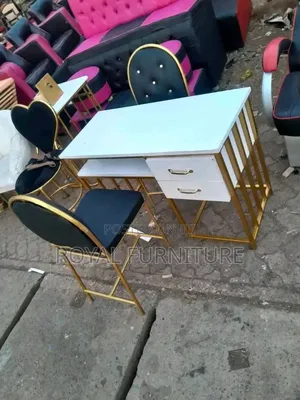 Full Set Pedicure Chairs and Table