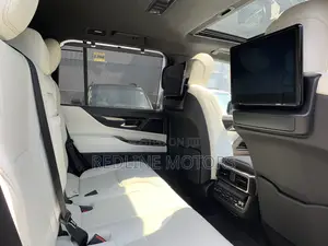 Lexus LX 2023 Black