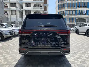 Lexus LX 2023 Black
