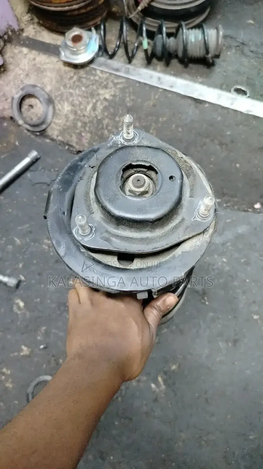 Complete Shock Toyota Voxy / Noah