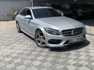 Mercedes-Benz C180 2015 Silver