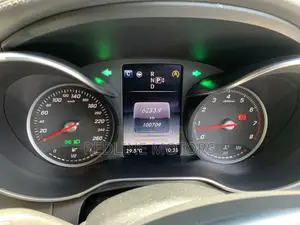 Mercedes-Benz C180 2015 Silver