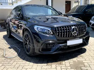 Mercedes-Benz GLC-Class 2018 Matt Black