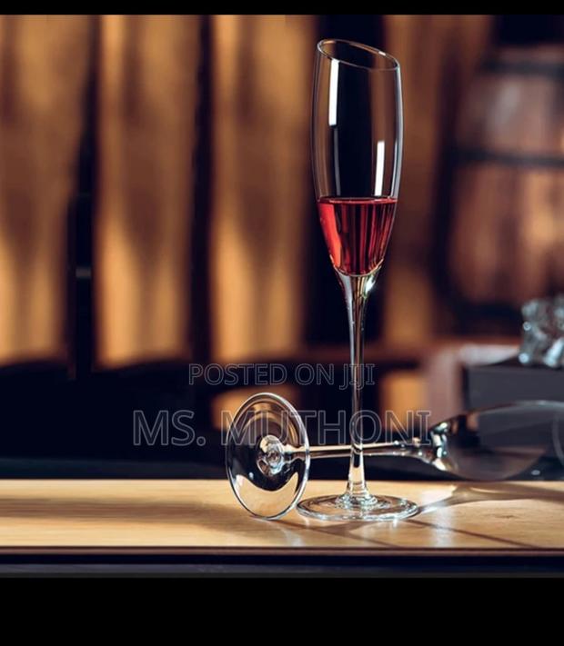 200 Ml Elegant Slanted Crystal Glass