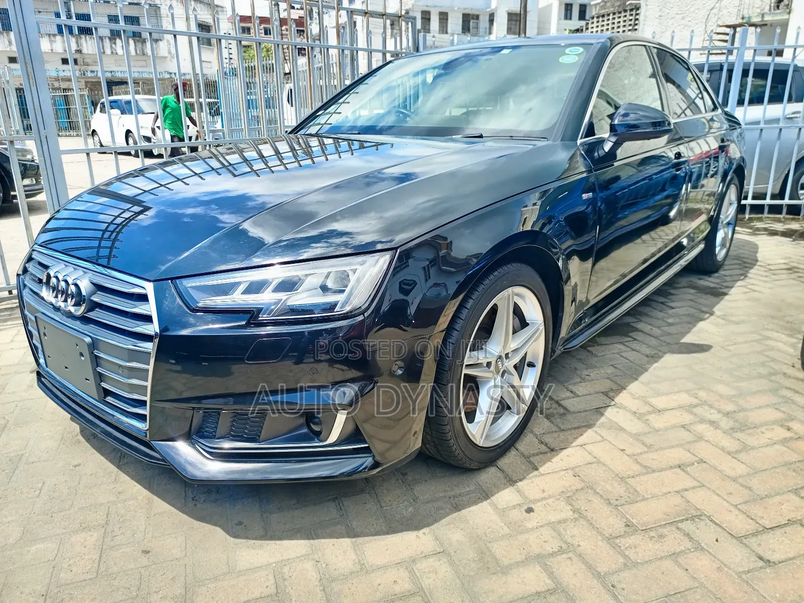 Audi A4 2017 Gray