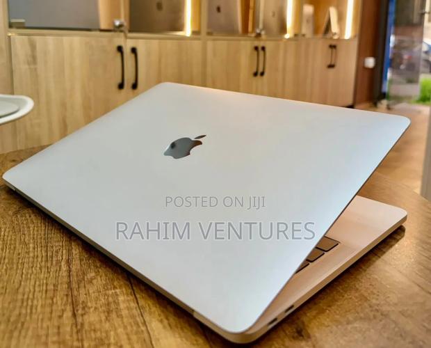 Laptop Apple MacBook 2017 16GB Intel Core i7 SSD 256GB - main view