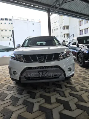 Suzuki Escudo 2018 White