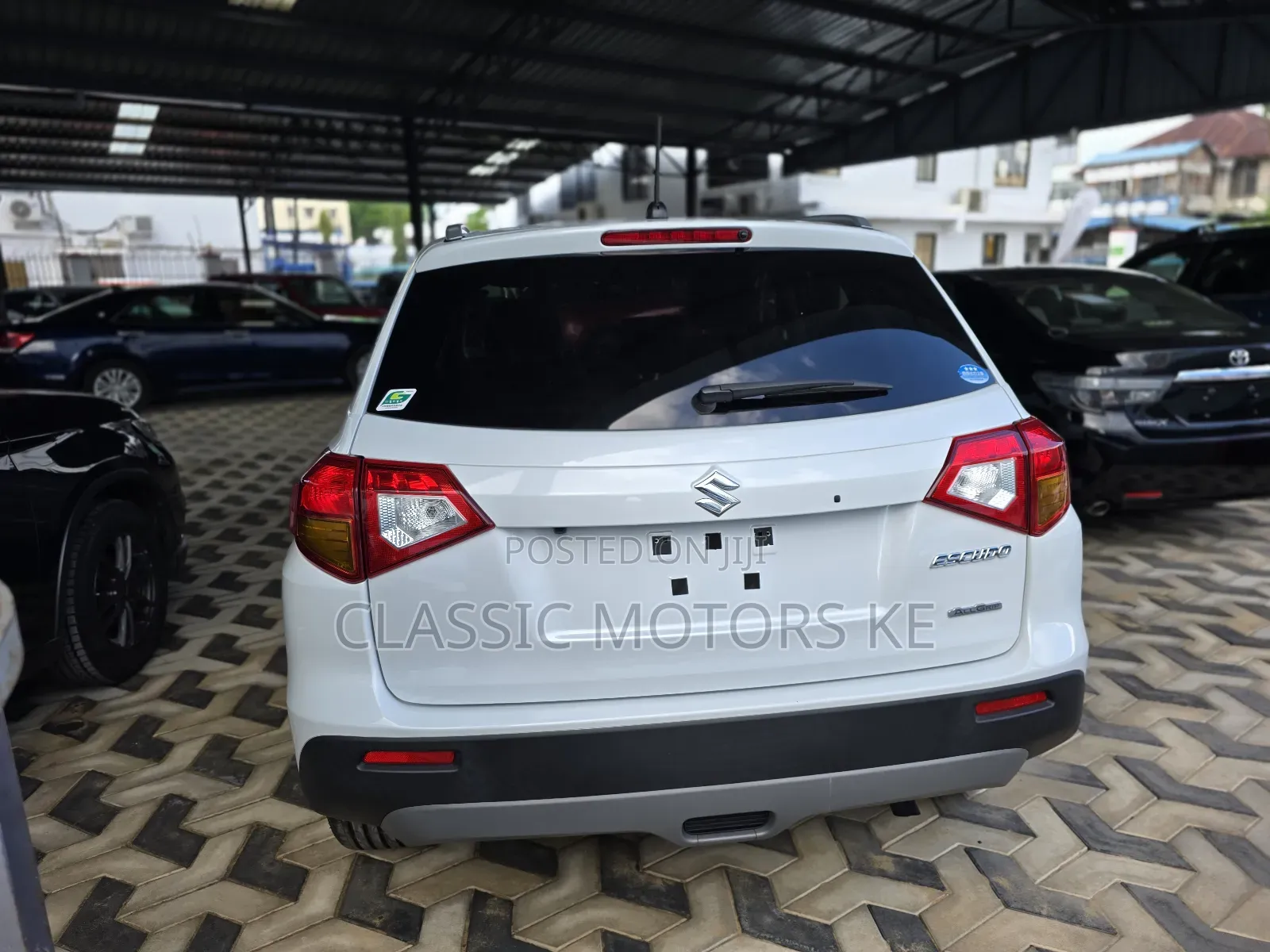 Suzuki Escudo 2018 White