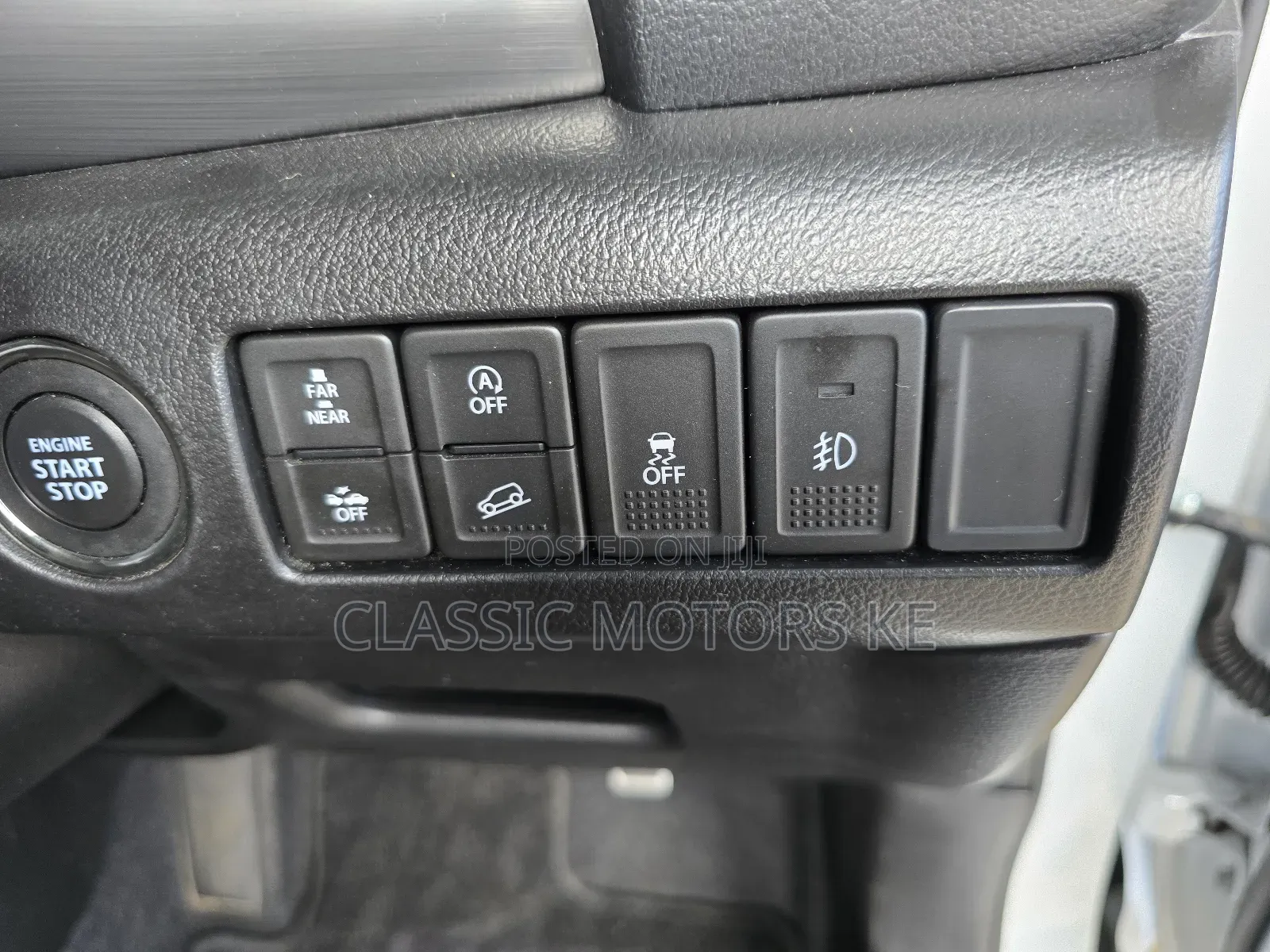 Suzuki Escudo 2018 White