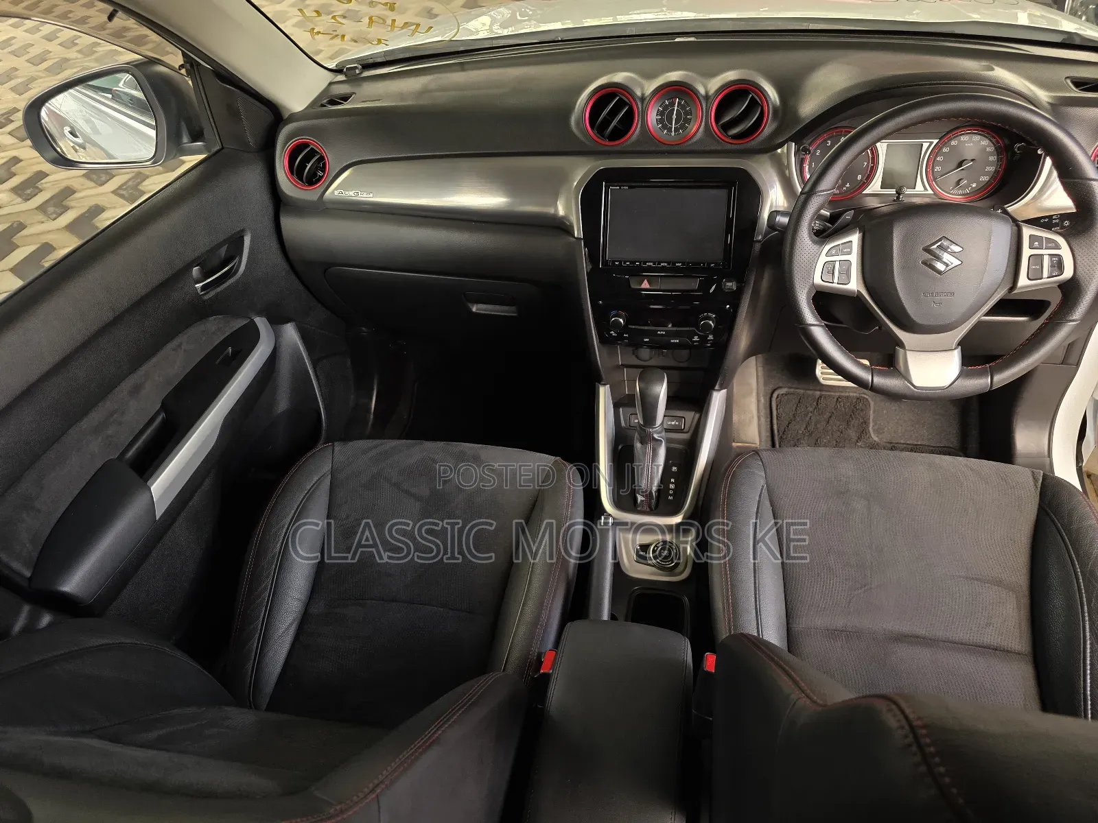 Suzuki Escudo 2018 White