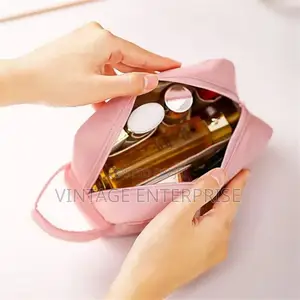 Small Travel Makeup /Cosmetic Pouch Waterproof Bag for Women