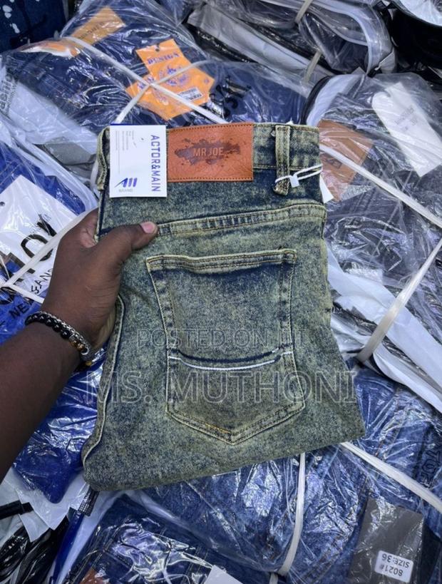 Plain Jeans Accessible Size 30 to 36 - main view