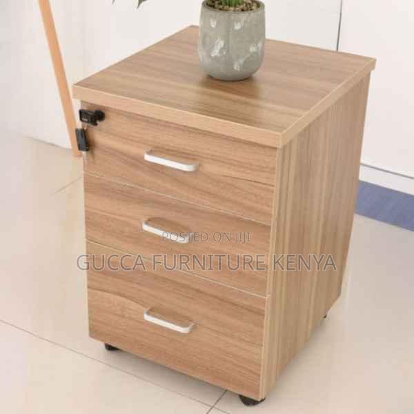 Cabinets: Mobile 3-Drawer Office Table Storage Cabinet - thumbnail 7