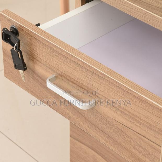 Cabinets: Mobile 3-Drawer Office Table Storage Cabinet - thumbnail 6