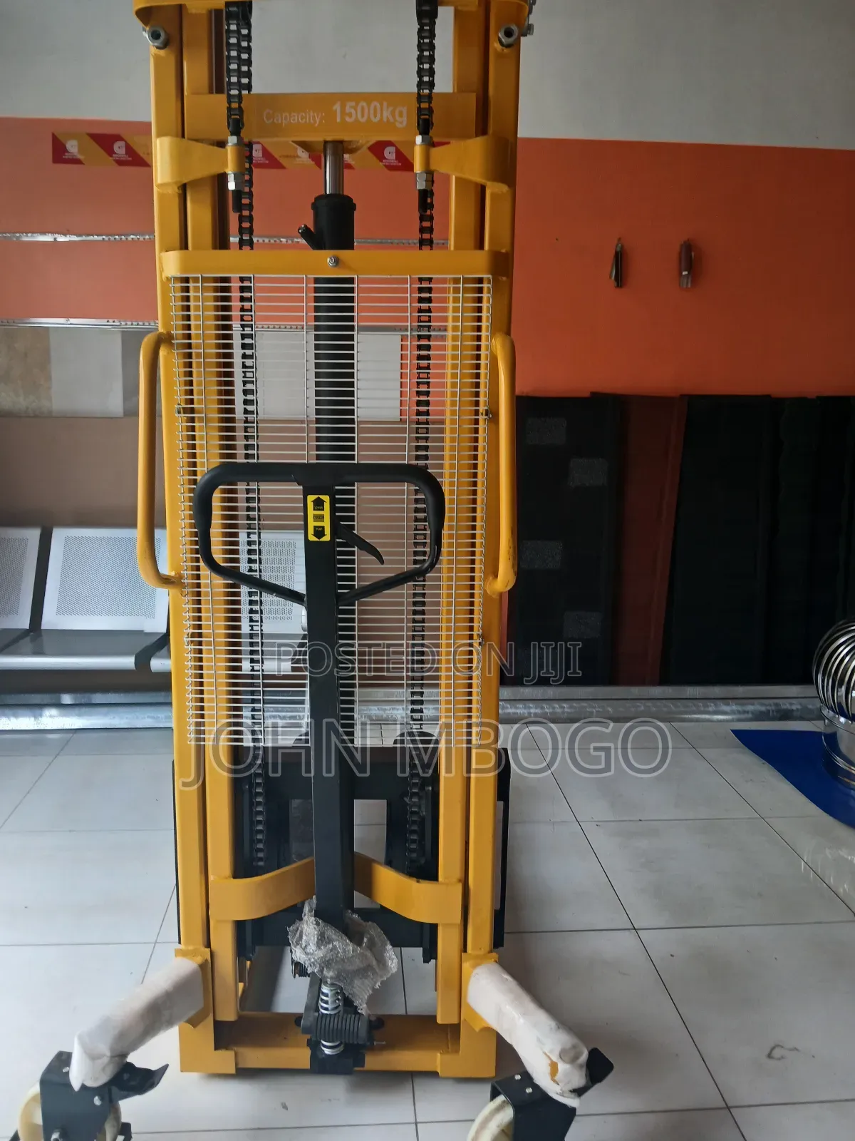 Hydraulic Manual Stacker Machine