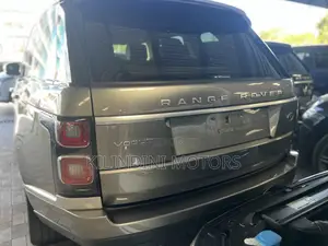 Land Rover Range Rover Vogue 2018 Gold