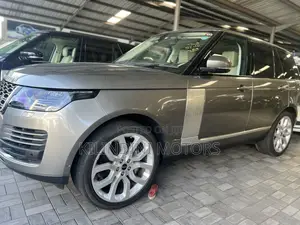 Land Rover Range Rover Vogue 2018 Gold