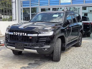 New Toyota Land Cruiser 2023 Black